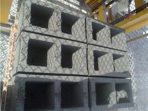 Машина для изготовления бетонных блоков и кирпичей для мощения, Джибути